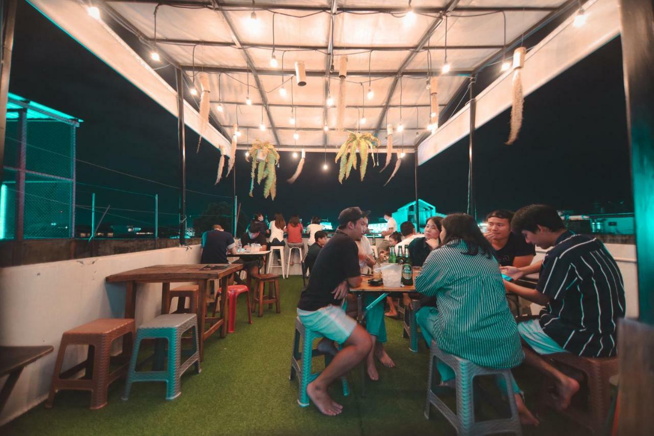 Sook Cafe And Youth Hostel Chiang Rai Dış mekan fotoğraf